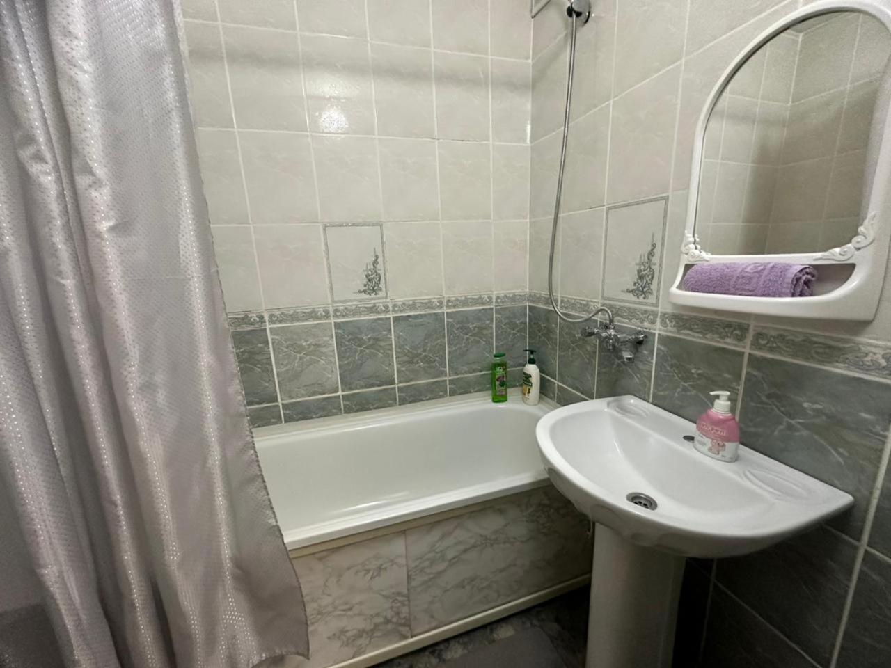 Lux Home На Берегу Ульбы Ustʼ-Kamenogorsk Zewnętrze zdjęcie